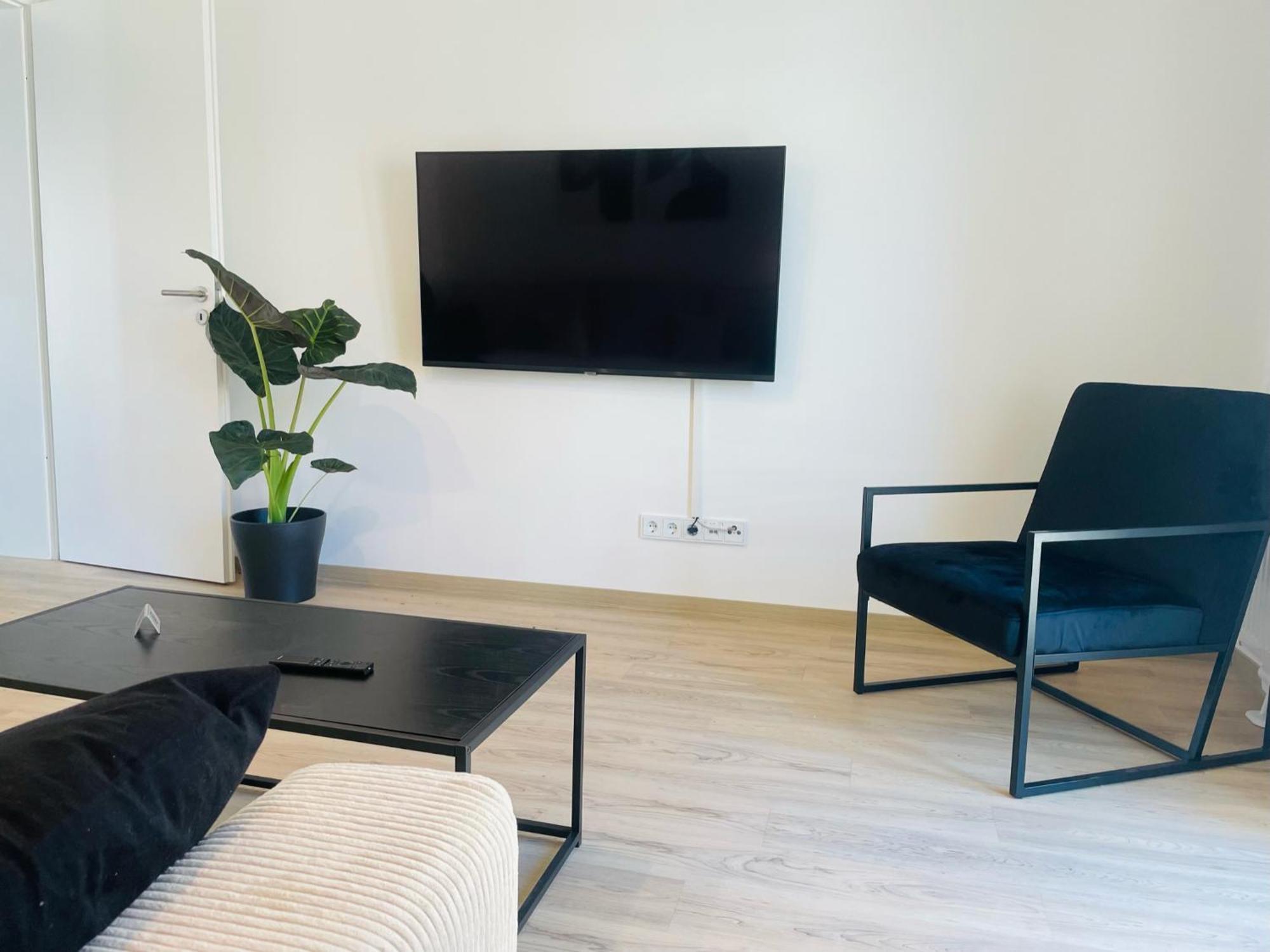 Lightplace • Design • Boxspring • Balkon • 2 Smart Tv •Innenstadt Braunschweig Luaran gambar