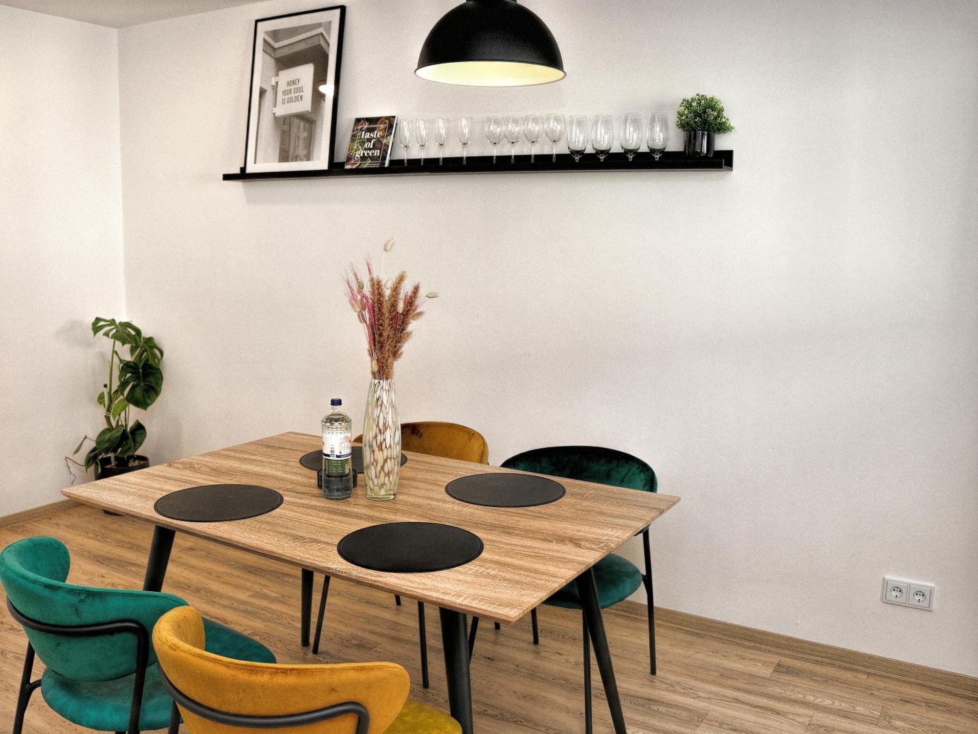 Lightplace • Design • Boxspring • Balkon • 2 Smart Tv •Innenstadt Braunschweig Luaran gambar