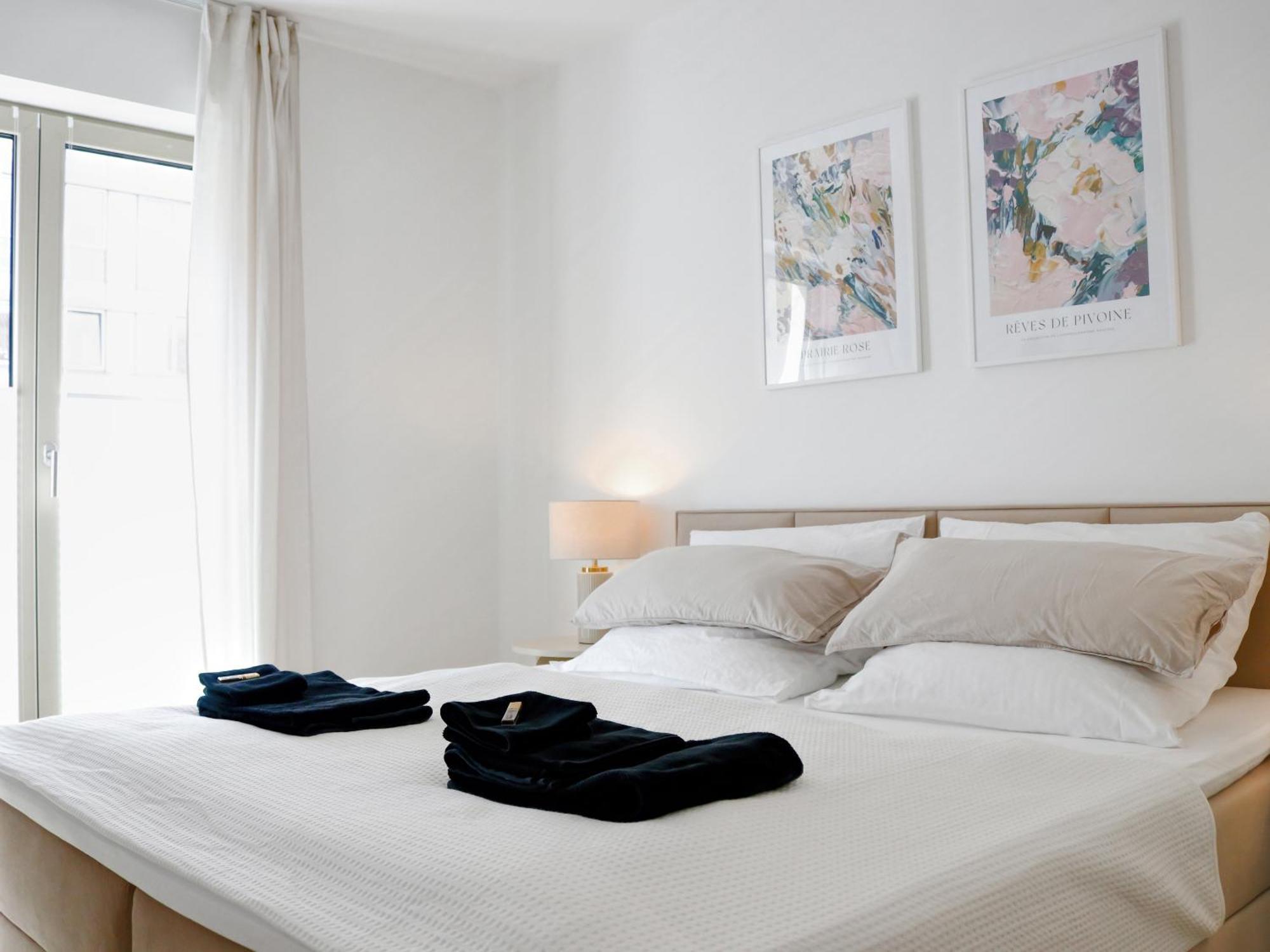 Lightplace • Design • Boxspring • Balkon • 2 Smart Tv •Innenstadt Braunschweig Luaran gambar