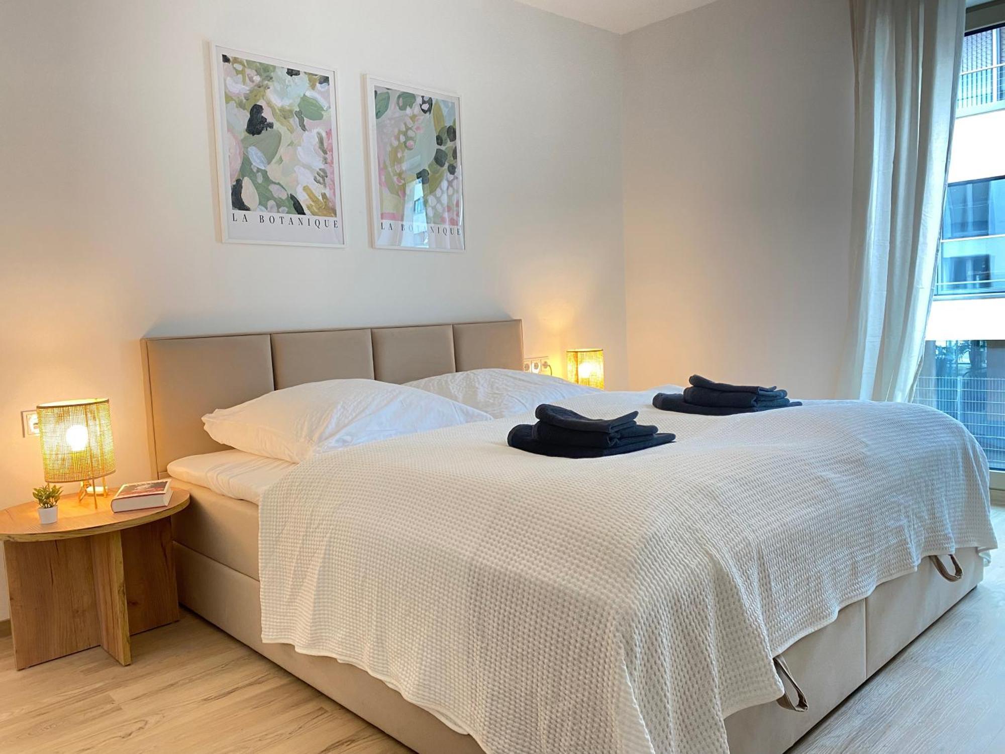 Lightplace • Design • Boxspring • Balkon • 2 Smart Tv •Innenstadt Braunschweig Luaran gambar