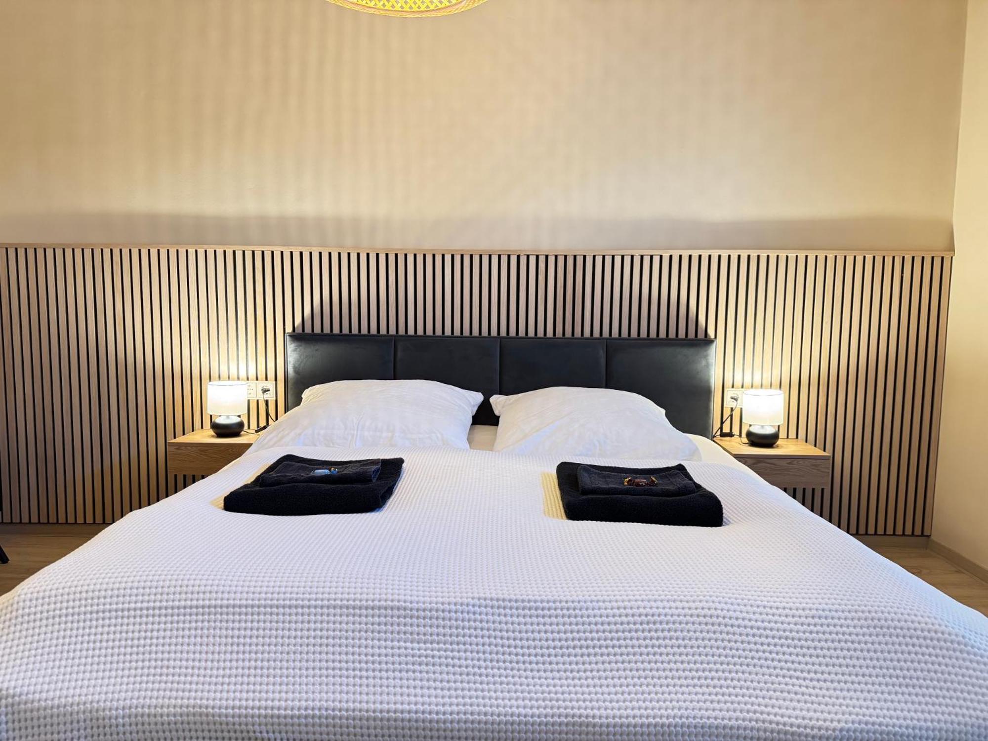 Lightplace • Design • Boxspring • Balkon • 2 Smart Tv •Innenstadt Braunschweig Luaran gambar